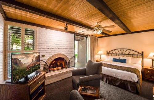 Uptown Sedona Resort | Arroyo Roble Resort at Oak Creek