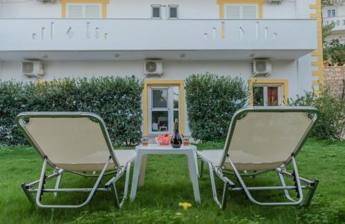 Kalamaki Apartment | Arsinoi Studios and Apartments