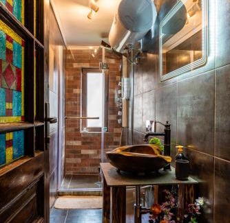 Plovdiv Center Apartment | Art apartment EVMOLPIAS near Roman stadium