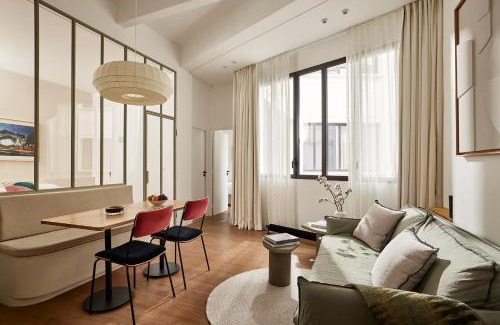 Porte-Saint-Martin Apartment | Art Deco Loft - 2BR and 2BA near Canal Saint Martin