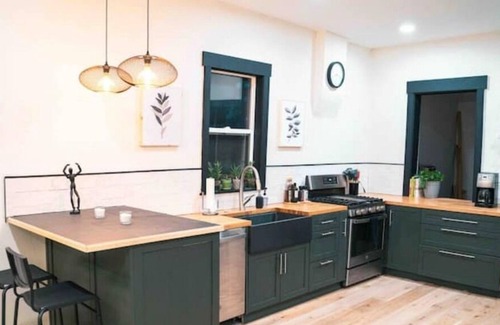 Baker House | Art District Home Close to Downtown Games BBQ