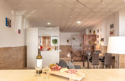 Vinuela Apartment | Art Gallery Apartment - in town center