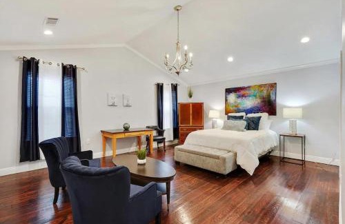 Treme House | Art Gallery Stay Coolinary Dining In Nola