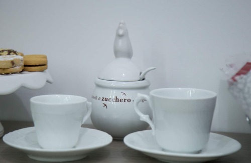 Historical Downtown Salerno Bed & Breakfast | Art in B & B Van Gogh