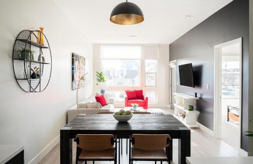Highland House | Art-Inspired Loft with Mountain View - Zuni Lofts