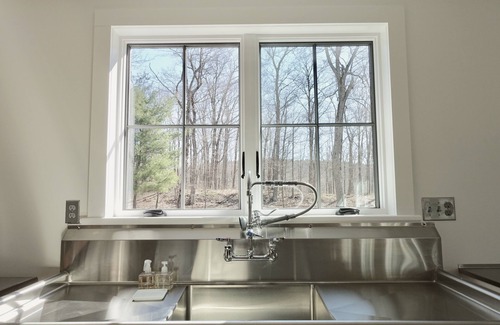 Hillsdale House | Art Studio House in Private Mountaintop Nature Preserve