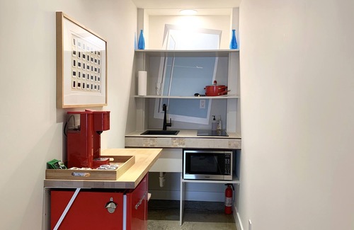 Center City Apartment | Art Tower suite with private patio