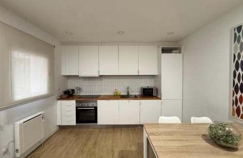 Almenara Apartment | Artbel Rentals en Plaza Castilla -Vizcaínos