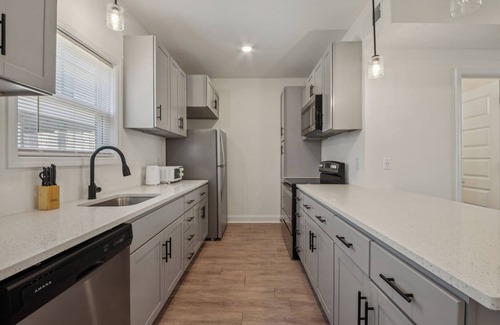 Clarksville Apartment | Arte Luxury townhomes D7 Comfy 2 Bed 2.5 Bath