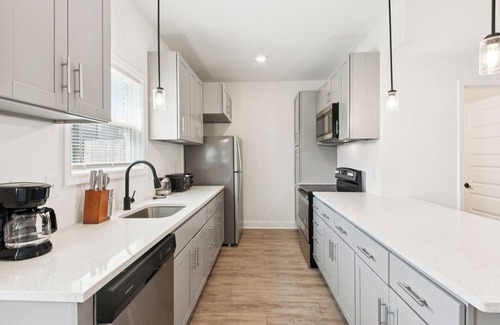 Clarksville Apartment | Arte Luxury townhomes E2 I Comfy 2 Bed 2.5 Bath