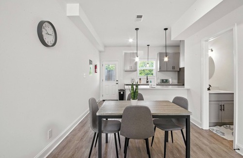 Clarksville Apartment | Arte Luxury townhomes O5 I Comfy 2 Bed 2.5 Bath