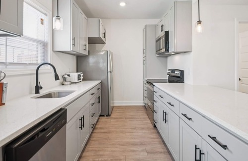 Clarksville Apartment | Arte Luxury townhomes Q4 I Comfy 2 Bed 2.5 Bath