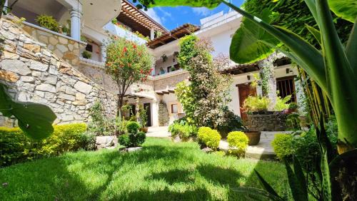 Santa Lucia Hotel | Arte Sano Hotel San Cristobal