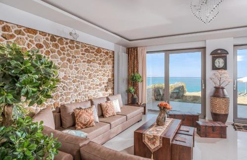Kato Gouves Villa | Artemis Beachfront Villa