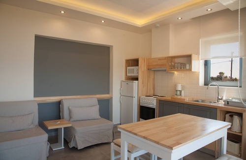 Stavros Apartment | Artemis Village apartments