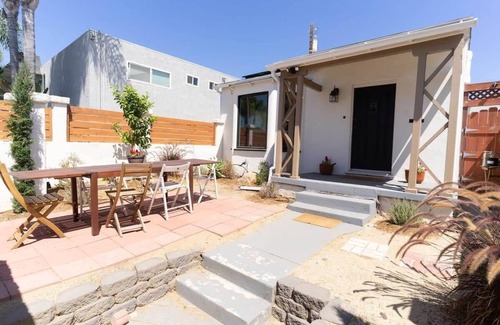 Normal Heights House | Artfully-styled Bungalow | Artistic | AC | Shops