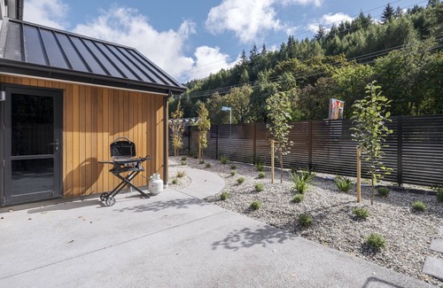 Arthur's Point Cottage | ARTHURS POINT QUEENSTOWN VILLA - HOLIDAY HOME in Queenstown