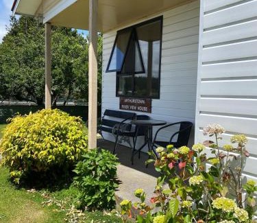 Hokitika House | Arthurstown Rd Riverview House