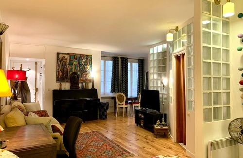 Archives Apartment | . Artist Hideout. TOTALLY RENOVATED.