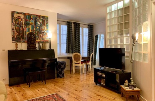 Archives Apartment | . Artist Hideout. TOTALLY RENOVATED.