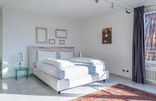 Merano Apartment | Artist House
