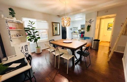 Southeastern Sacramento House | Artist's Condo with 2 Bedroom & Arcade