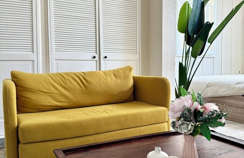 Norma Triangle Apartment | Artist Studio in West Hollywood