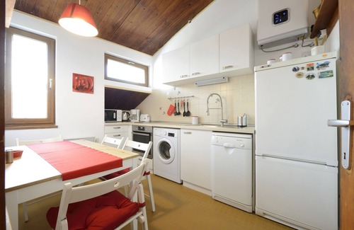 Lozenets Apartment | Artistic penthouse in walking distance to downtown.