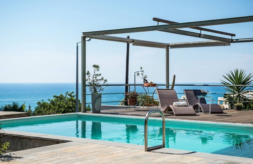 Halepa Villa | Artistic Private Pool Villa with gorgeous Gardens