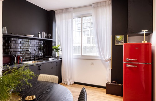 Haifa Apartment | Artistic Vibes Haifa Hub by Sea N' Rent