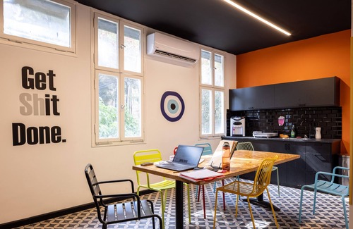 Haifa Apartment | Artistic Vibes Haifa Hub by Sea N' Rent
