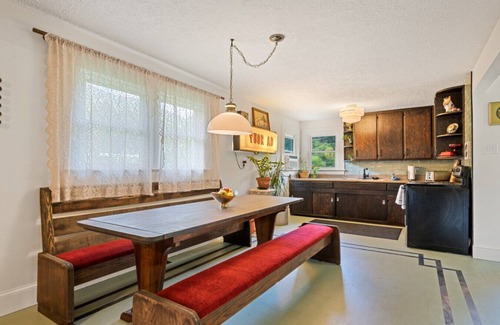 Waynesville House | Artistically furnished Creekside House with Pond