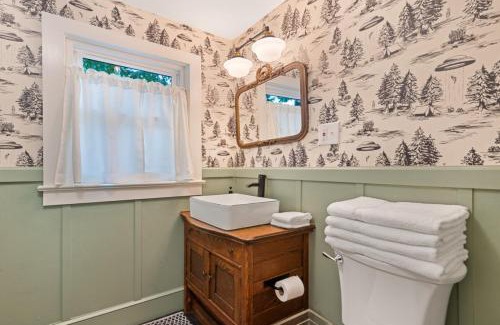 Waynesville House | Artistically furnished Creekside House with Pond