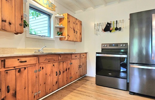 Houghton County Cabin | Artistry view of Lake Superior in authentic cottage will have you refreshed