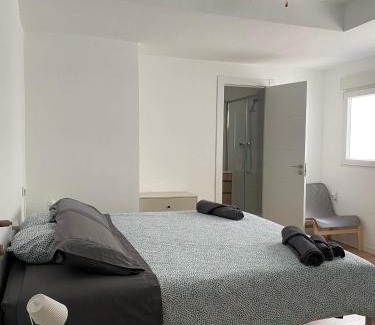 La Creu del Grau House | Arts & Sciences Rooms - Valencia Authentic Urban Parklife - VLC Urban Rental