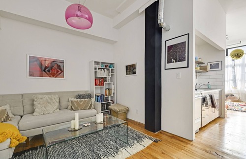 Bushwick Apartment | Arty, Dreamy Bushwick Loft - Best shopping, dining and nightlife!