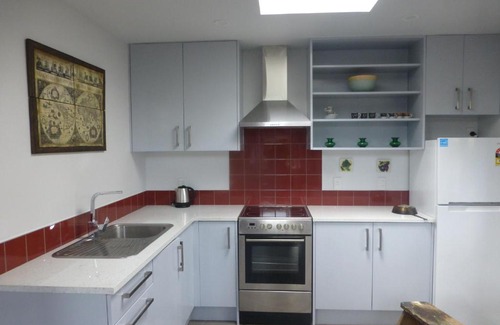 Eketahuna Apartment | Arty Place