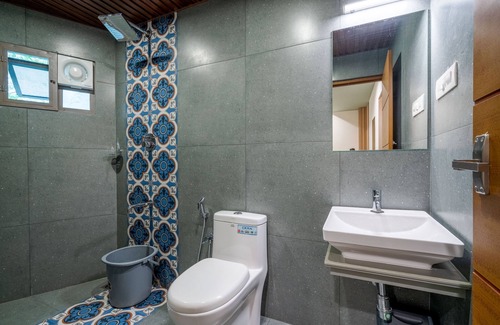 Kakkanad Hotel | Aryaas Regent