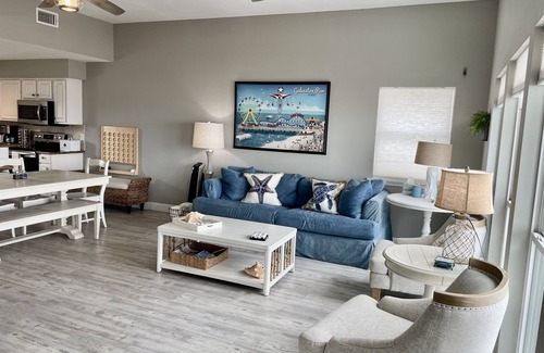 Terramar Beach House | AS SEEN ON HGTV! Beachfront home, Amazing Views, Private 2nd floor Primary brm