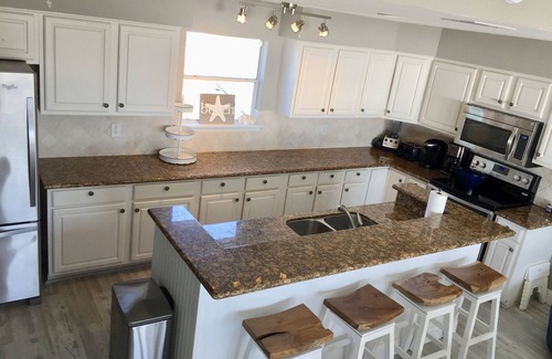 Terramar Beach House | AS SEEN ON HGTV! Beachfront home, Amazing Views, Private 2nd floor Primary brm