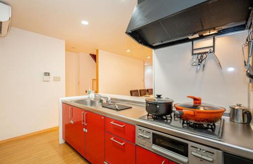 Asakusa Apartment | Asakusa Hanahi Asakusa Temple Villa 3 min walk to Asakusa Temple Direct access to Narita and Haneda Airport