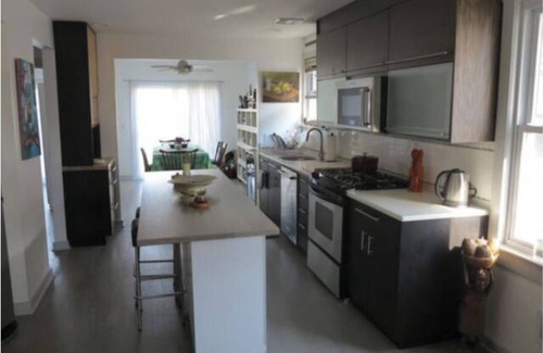 Asbury Park House | Asbury Park Cozy Contemporary Cottage