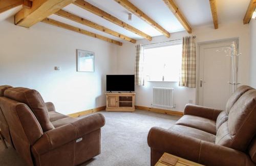 Overton-on-dee House | Ascot