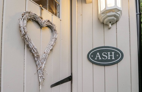 Haverthwaite Cottage | ASH, pet friendly, with a garden in Newby Bridge
