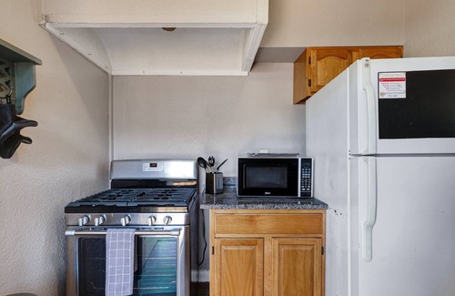 Tobin Hill House | Ashby - A Birdy Vacation Rental