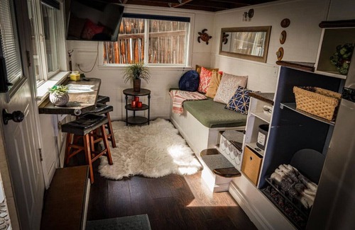 Woodland Park House | Ashore the Clouds | Glamping Awaits