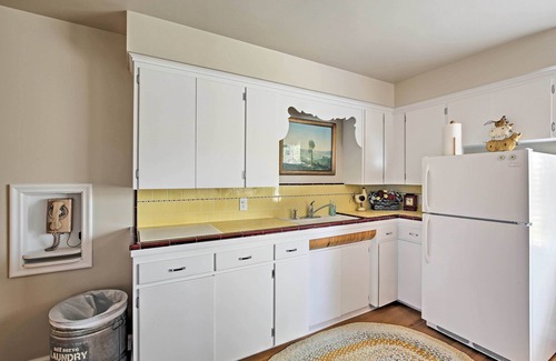 Ashton House | Ashton Escape w/Yard: 56 Mi to West Yellowstone!