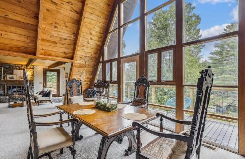 Moscow House | Ashwood Chalet