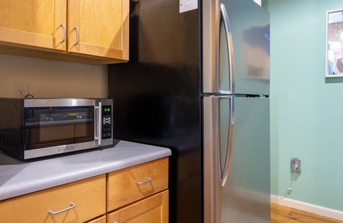 Downtown Apartment | ASK FOR Discount-2br With Large Patio Hammocks