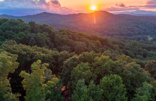 Ridges Over the Lake House | Aska Bliss - Long Range North GA Mountain Views